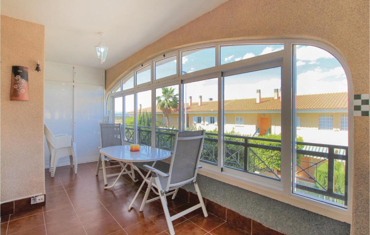 Nice Apartment In Santa Pola With Kitchenette Buitenkant foto