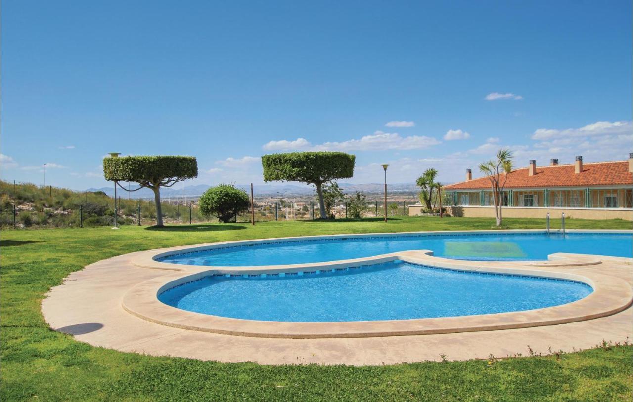 Nice Apartment In Santa Pola With Kitchenette Buitenkant foto
